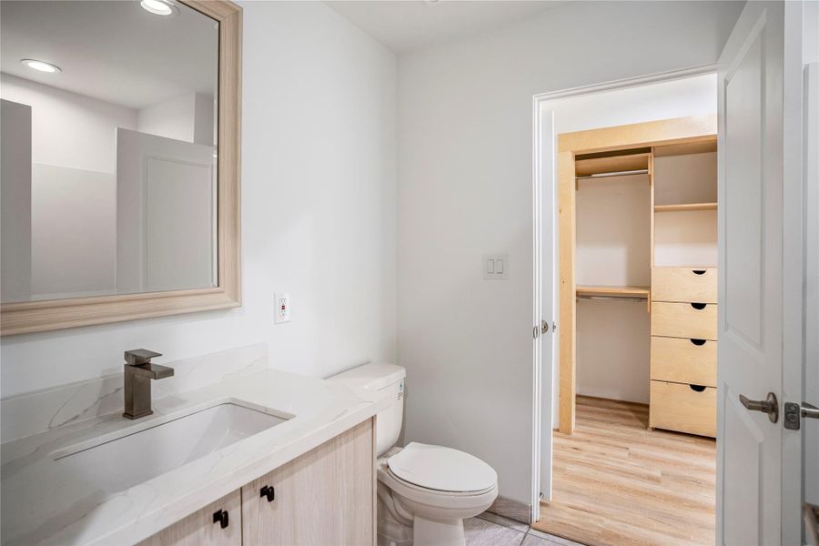 Furnished interior view inside a new home in , Houston (Image 7). Furnished interior view inside a new home in , Houston (Image 7).