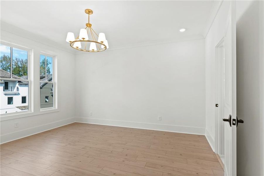 Spacious, unfurnished interior of a new home in Park Walke, Alpharetta (Image 34).