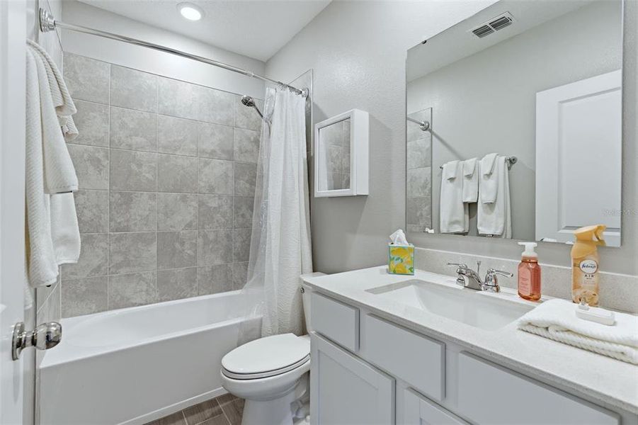 Furnished interior view inside a new home in Vineland Reserve, Osteen (Image 6).
