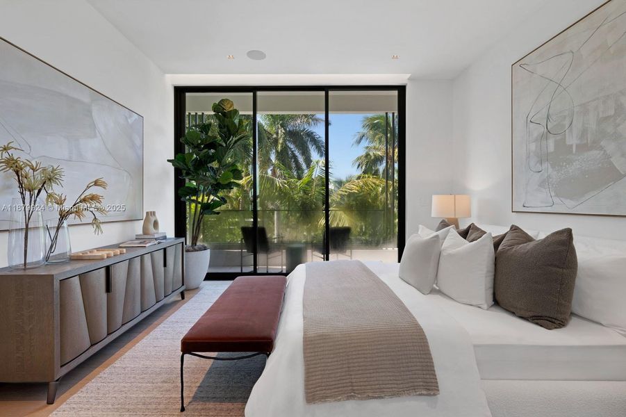 Furnished interior view inside a new home in , Miami Beach (Image 11).