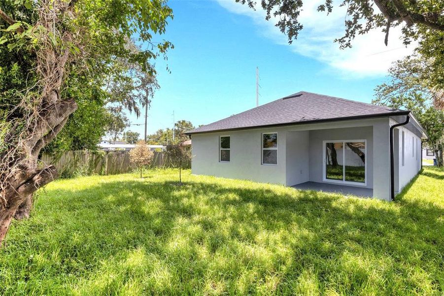 Exterior details and patio area of a home in , Tampa (Image 30).