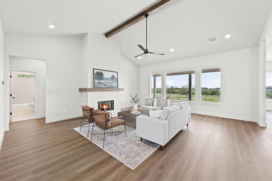 Furnished interior view inside a new home in , Temple (Image 16).