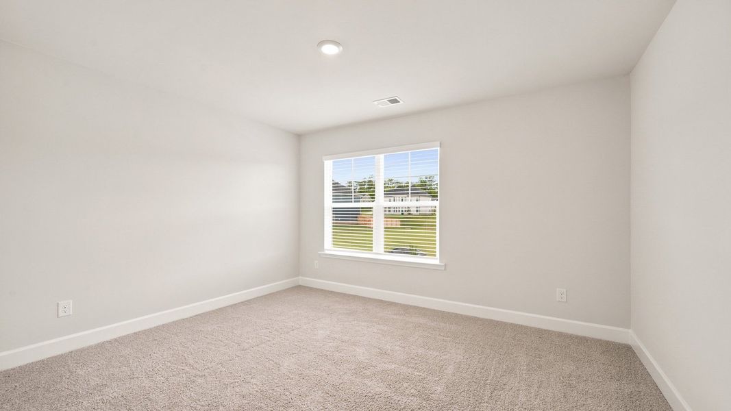 Representative unfurnished interior of a home built from the Emerson by D.R. Horton in Evergreen Crossing, Locust Grove (Image 25).