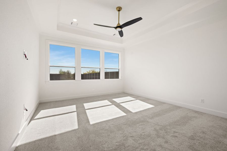 Spacious, unfurnished interior of a new home in NorthGlen, Haslet (Image 40).