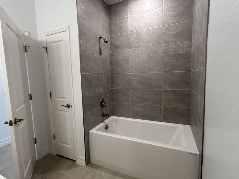 Furnished interior view inside a new home in Burnt Store, Cape Coral (Image 12). Furnished interior view inside a new home in Burnt Store, Cape Coral (Image 12).