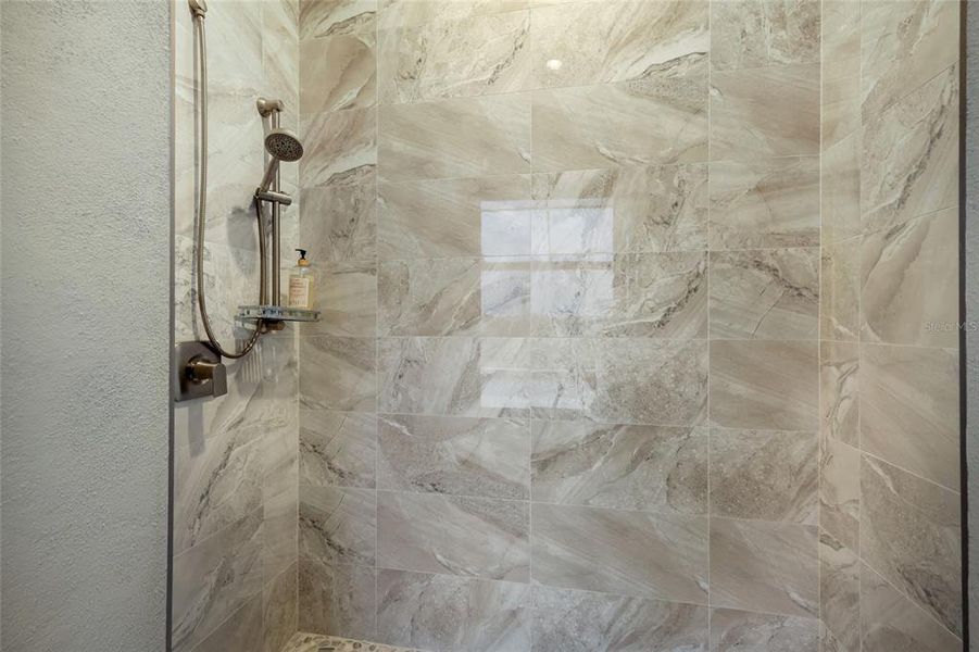 Close-up of interior finishes inside a home in , Palmetto (Image 20).