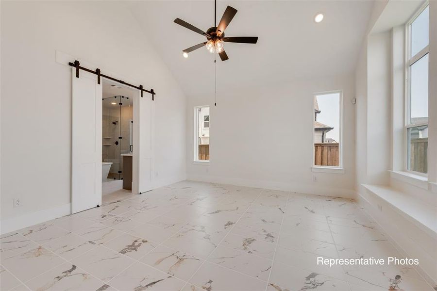 Spacious, unfurnished interior of a new home in Somerset Park, Rockwall (Image 9). Spacious, unfurnished interior of a new home in Somerset Park, Rockwall (Image 9).