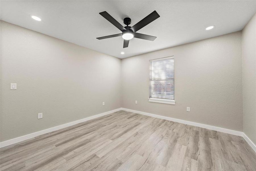 Spacious, unfurnished interior of a new home in , Waco (Image 13).