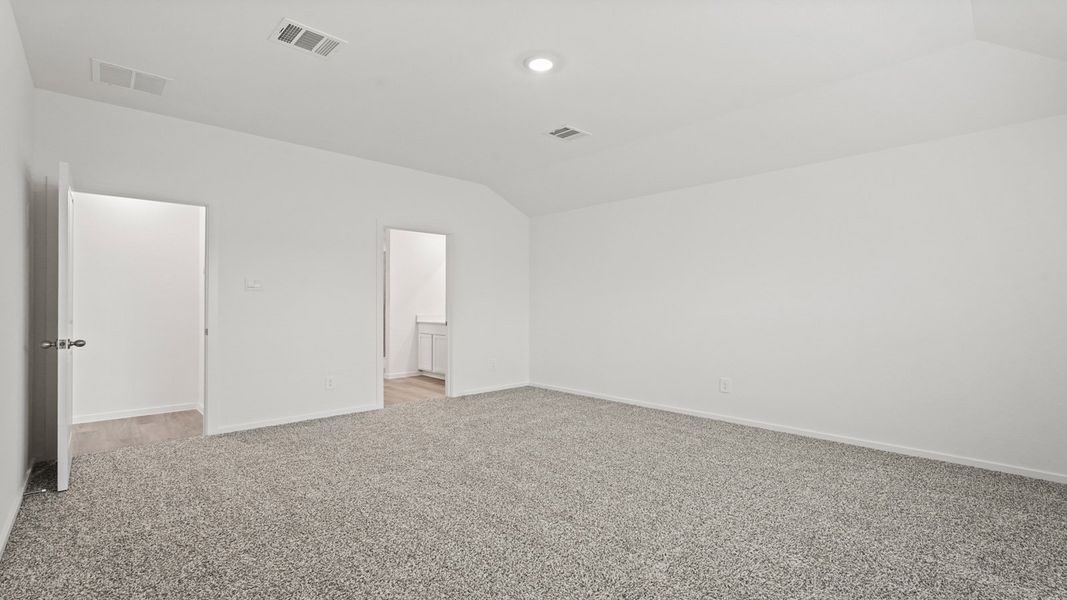 Spacious, unfurnished interior of a new home in Presswoods, Splendora (Image 21).