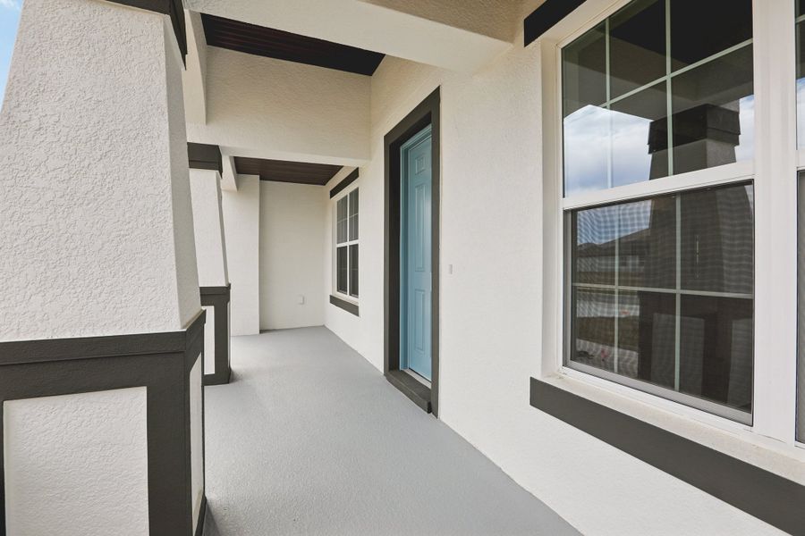 Representative exterior details of a home built from the Sierra by Maronda Homes in Marion Oaks, Ocala (Image 4).
