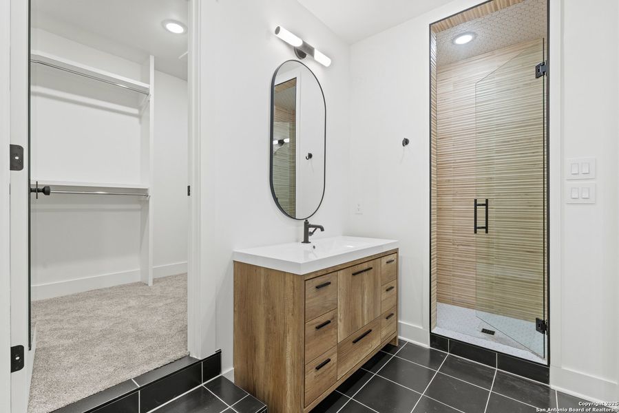 Furnished interior view inside a new home in , Fredericksburg (Image 35). Furnished interior view inside a new home in , Fredericksburg (Image 35).