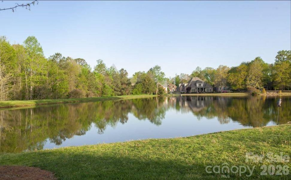 Community Lakes