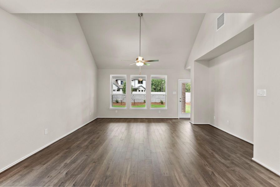 Spacious, unfurnished interior of a new home in Two Step Farm, Montgomery (Image 17). Spacious, unfurnished interior of a new home in Two Step Farm, Montgomery (Image 17).