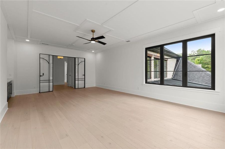 Spacious, unfurnished interior of a new home in , Alpharetta (Image 80).