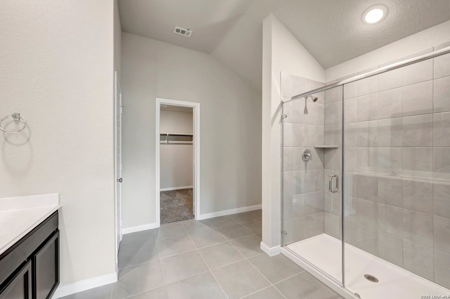 Furnished interior view inside a new home in Greenspoint Heights, Seguin (Image 12).