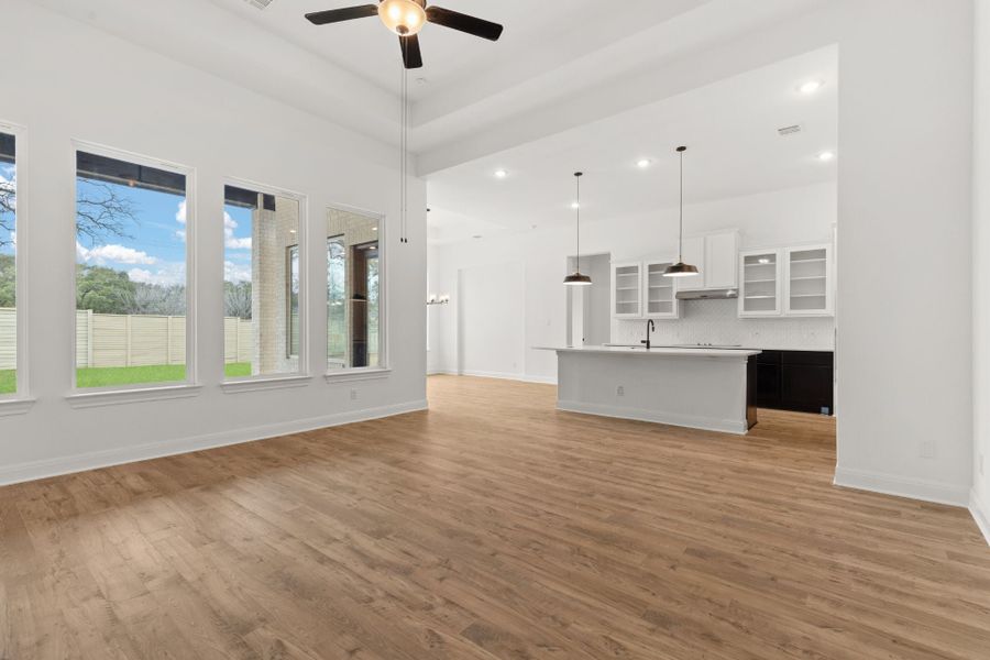 2,599sf New Home in Castroville, TX. - Slide 16 2,599sf New Home in Castroville, TX. - Slide 16