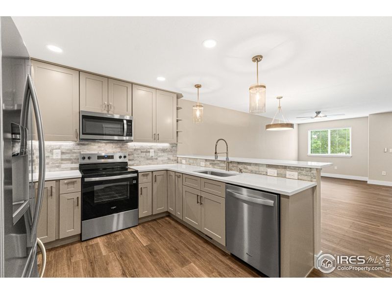 Spacious Eat-In Kitchen