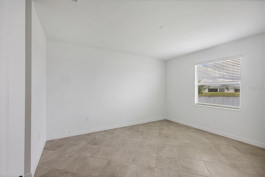 Spacious, unfurnished interior of a new home in , Port Charlotte (Image 28).