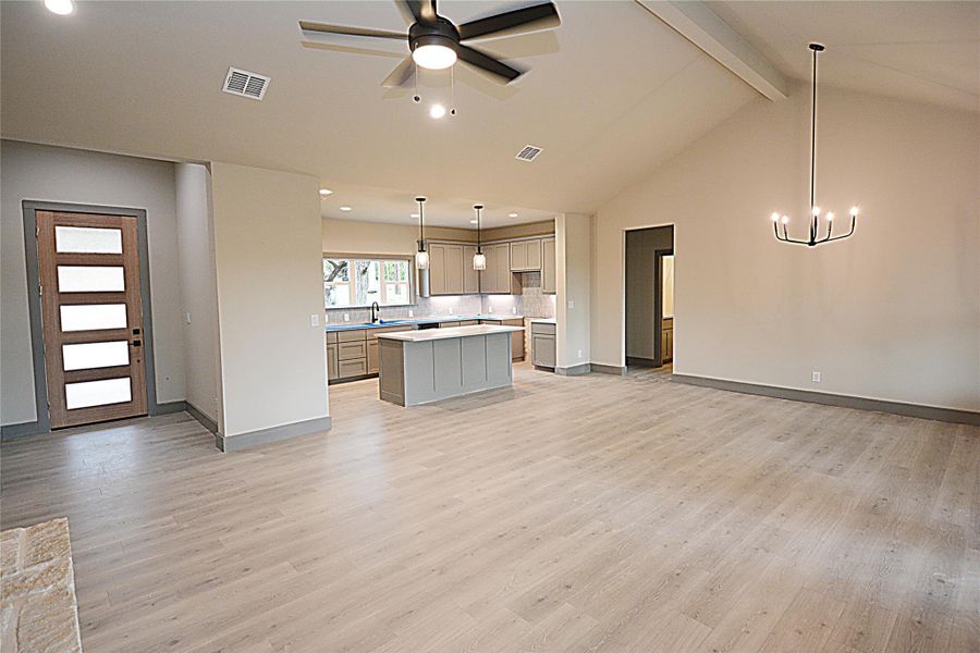 Spacious, unfurnished interior of a new home in , Fischer (Image 8).