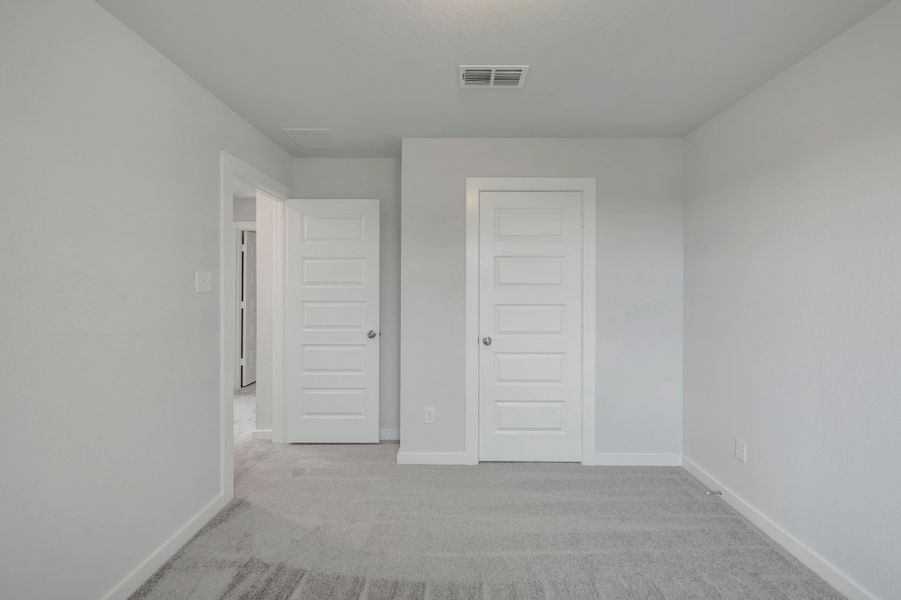 Spacious, unfurnished interior of a new home in Mason Woods, Cypress (Image 28).