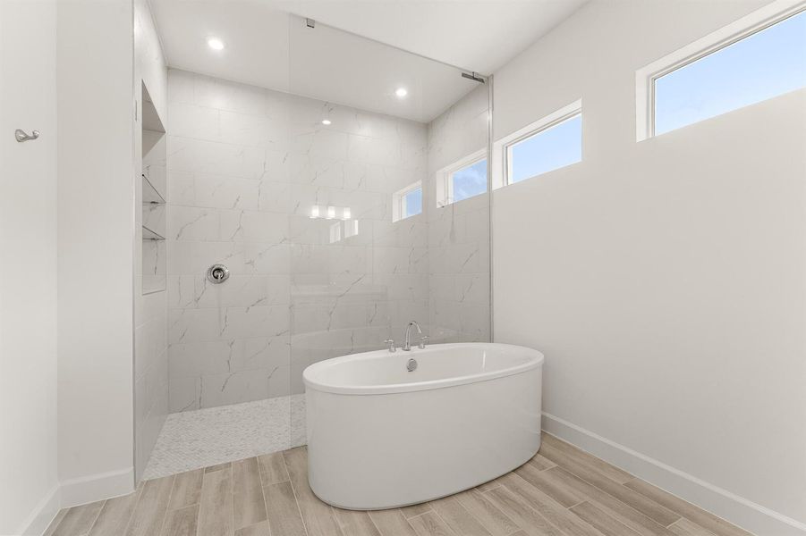 US_SEF_MONACO_LOT 299_OWNERS BATH 2 US_SEF_MONACO_LOT 299_OWNERS BATH 2