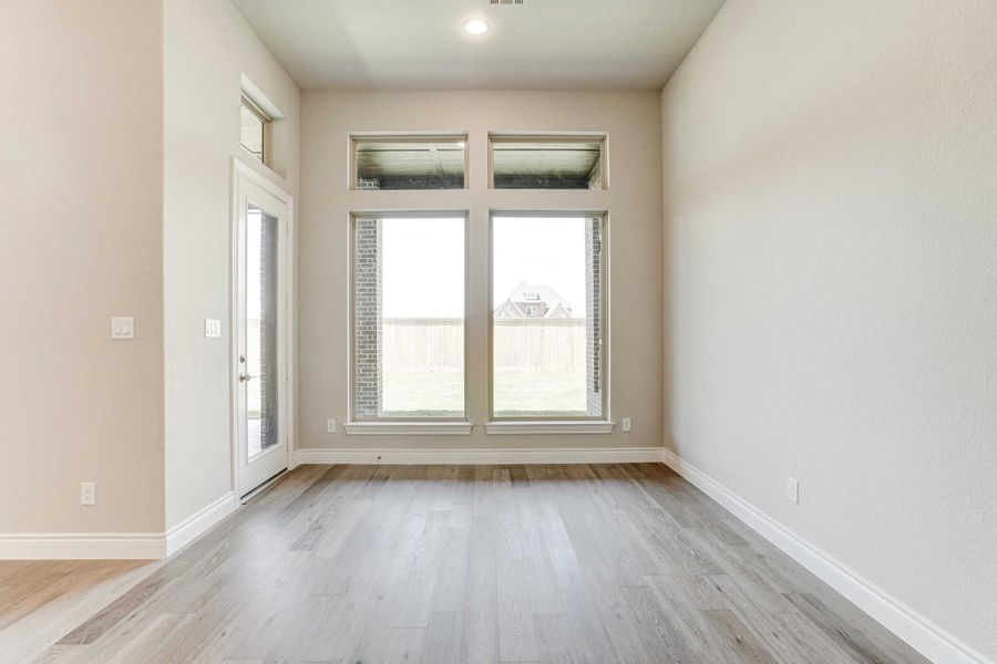 Representative unfurnished interior of a home built from the 2688 by Ravenna Homes in The Woodlands Hills 65′, Willis (Image 17).