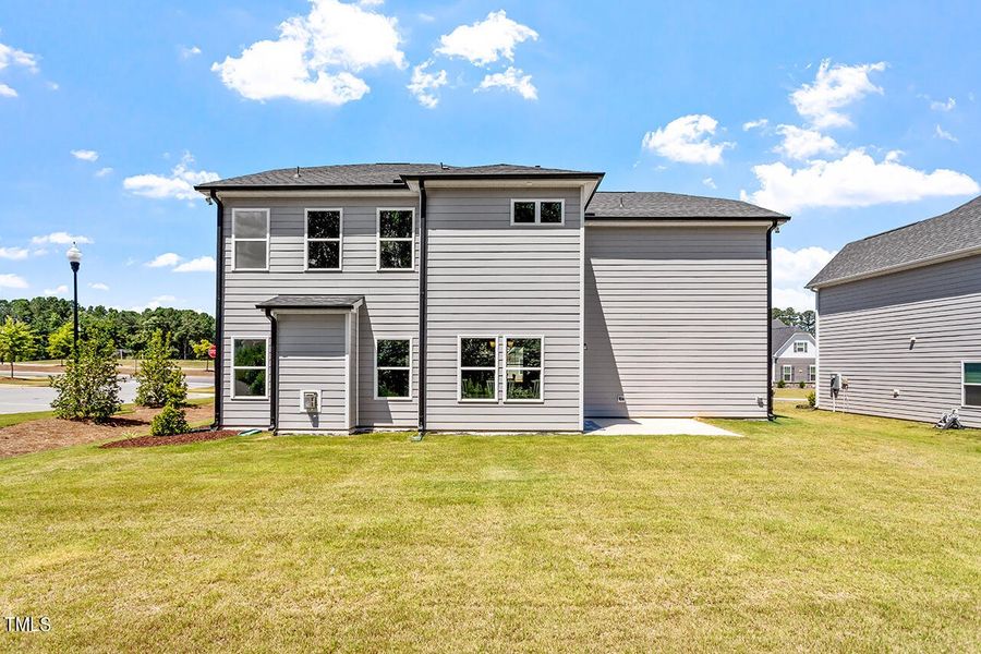 541 Henham Way_08