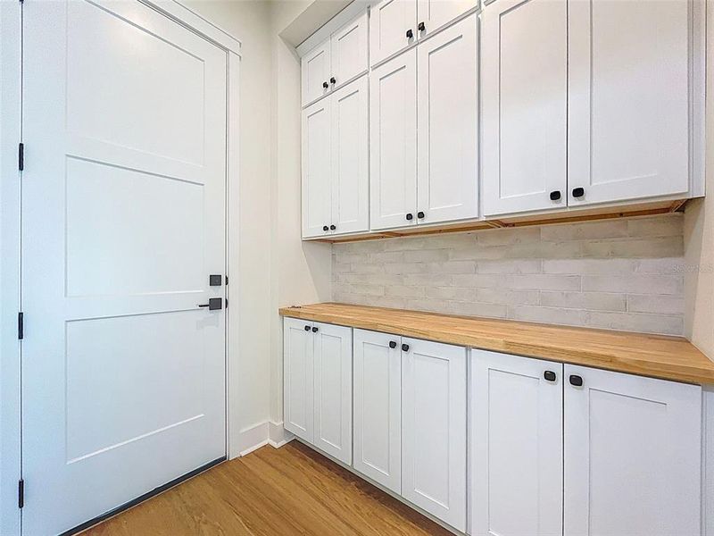 Furnished interior view inside a new home in , Tampa (Image 44).