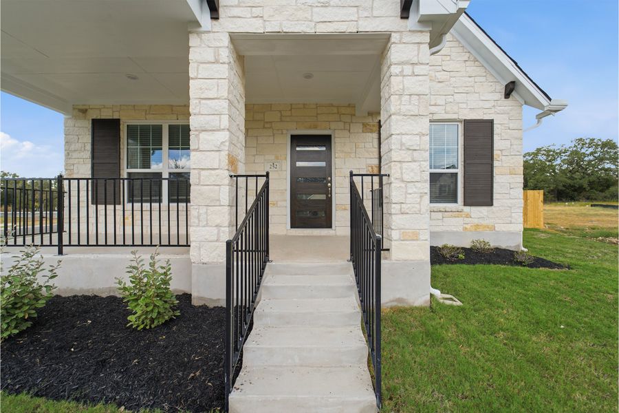 Exterior details and patio area of a home in Sanctuary, Salado (Image 3).