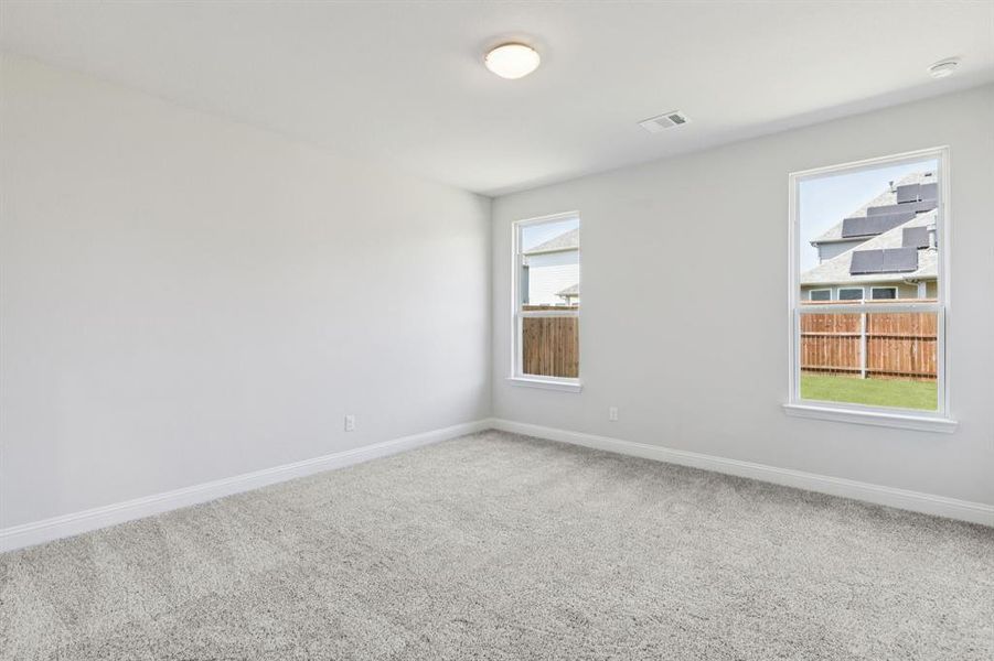 Spacious, unfurnished interior of a new home in Venetian, Celina (Image 15).