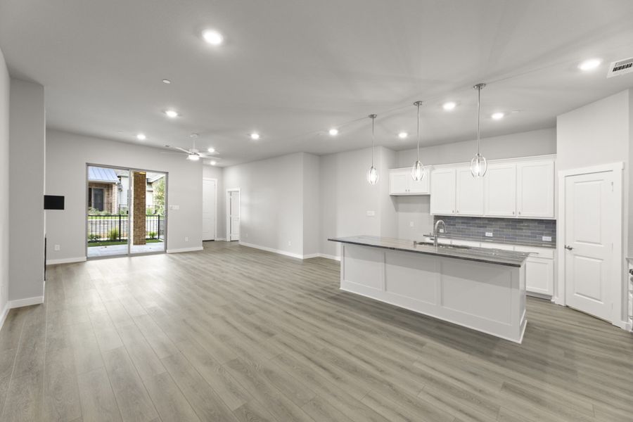 Spacious, unfurnished interior of a new home in Woodbridge Villas, Wylie (Image 14). Spacious, unfurnished interior of a new home in Woodbridge Villas, Wylie (Image 14).