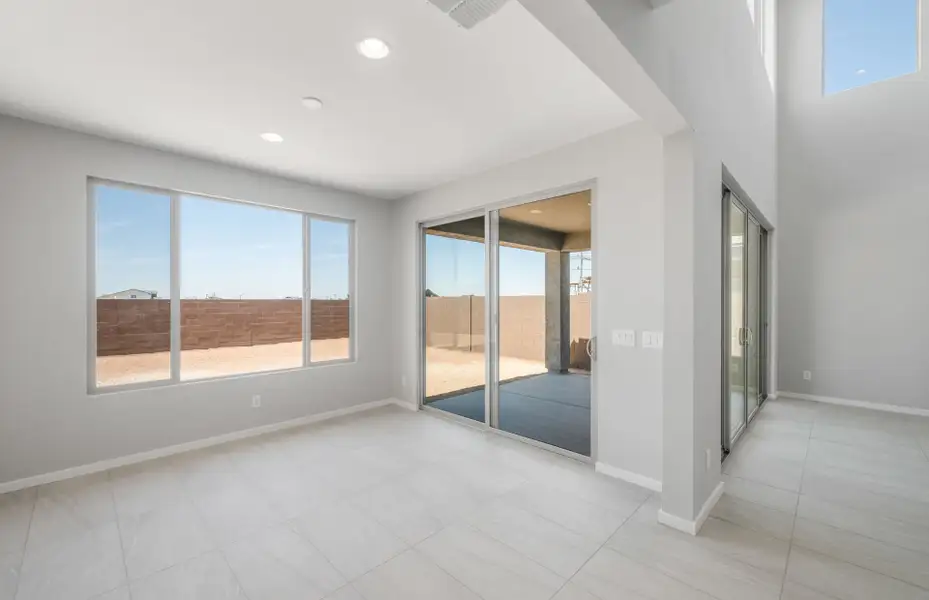 Spacious, unfurnished interior of a new home in Soleo, San Tan Valley (Image 21).
