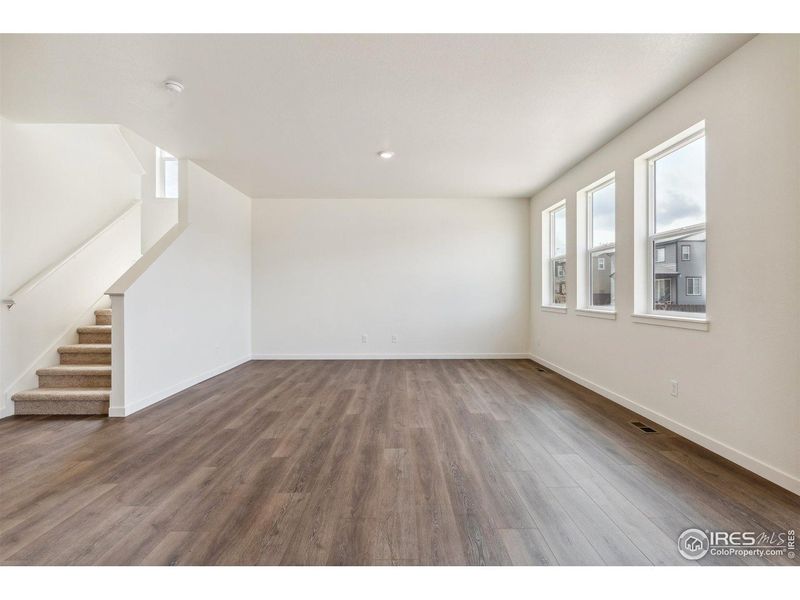 Spacious, unfurnished interior of a new home in Ridge at Johnstown, Johnstown (Image 14).
