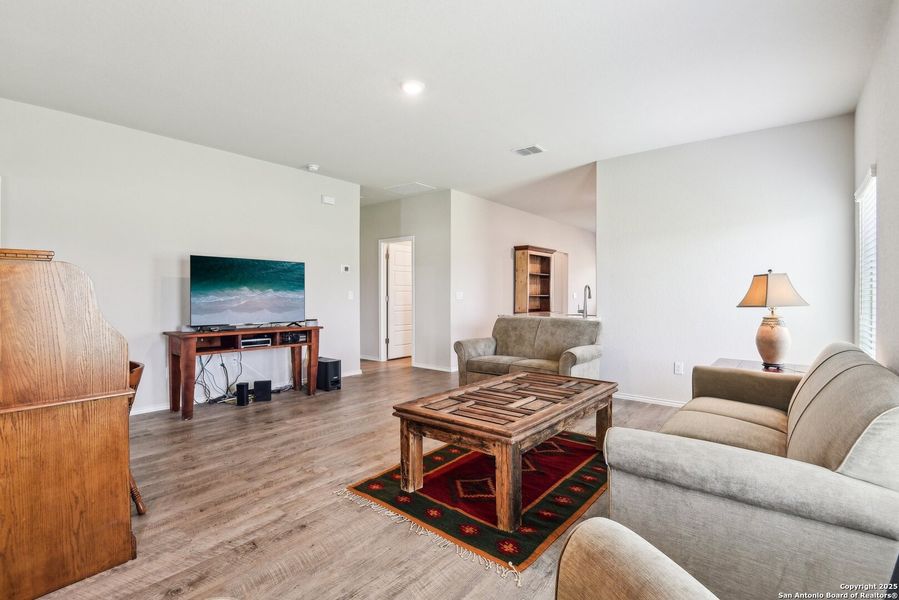 Furnished interior view inside a new home in Lonesome Dove, San Antonio (Image 7). Furnished interior view inside a new home in Lonesome Dove, San Antonio (Image 7).