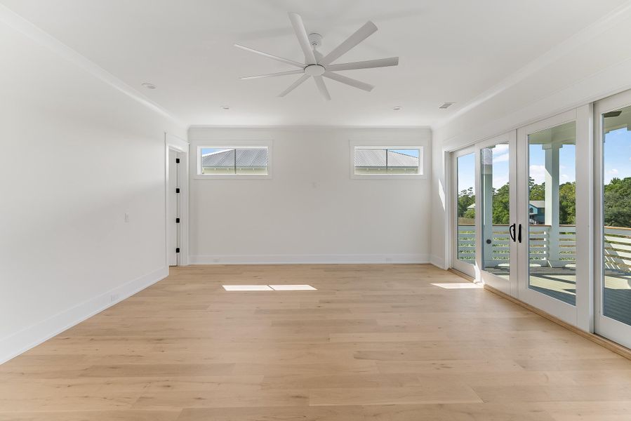 Spacious, unfurnished interior of a new home in , Georgetown (Image 68). Spacious, unfurnished interior of a new home in , Georgetown (Image 68).