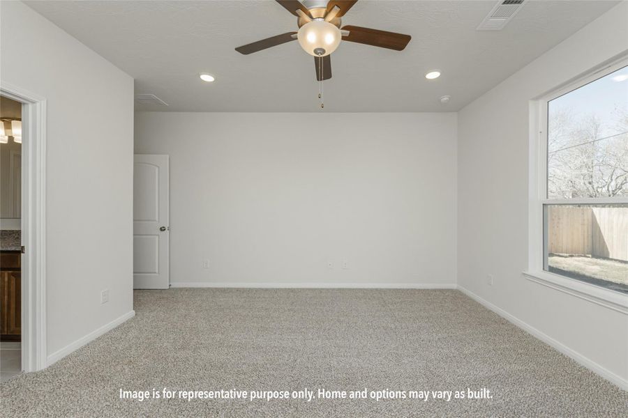 Spacious, unfurnished interior of a new home in , Brenham (Image 5).