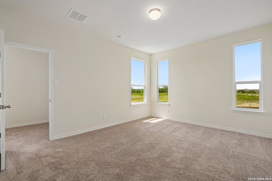 Spacious, unfurnished interior of a new home in Punta Verde, Converse (Image 22).