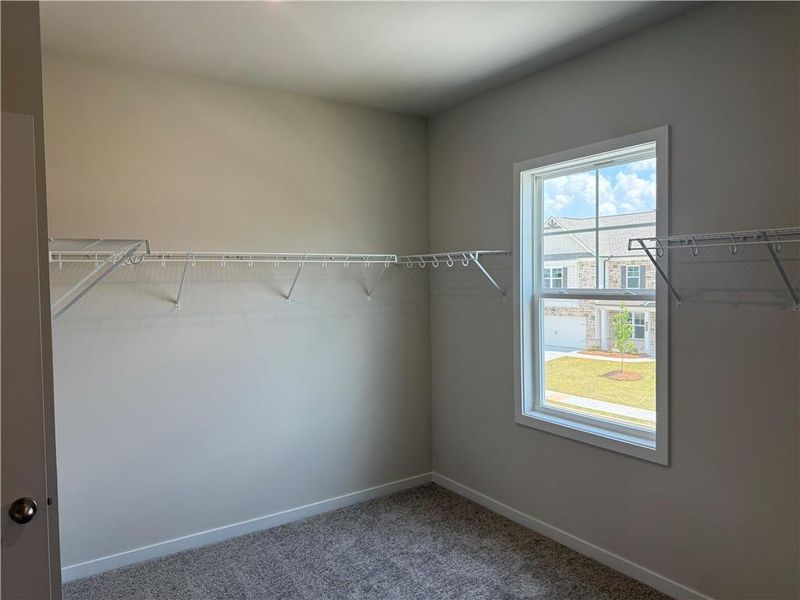 Spacious, unfurnished interior of a new home in Rosewood Lake Estates, Hoschton (Image 29).