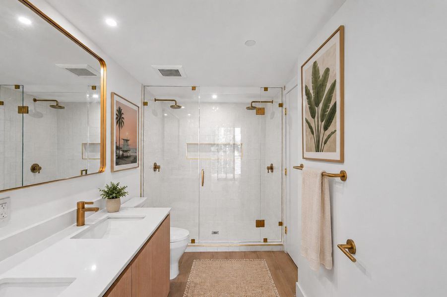 Bathroom Bathroom
