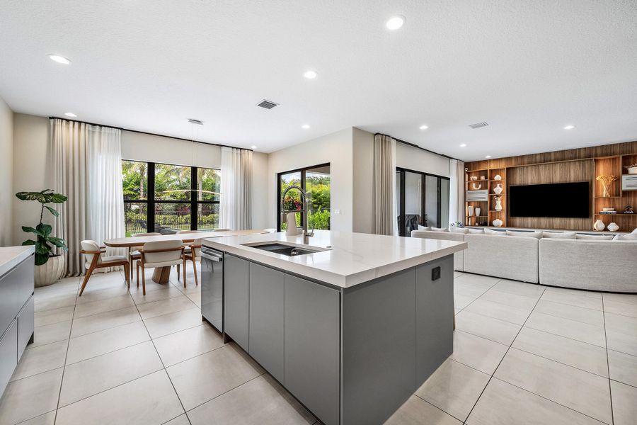 016-8124CrystalDownsAvenue-BocaRaton-FL-