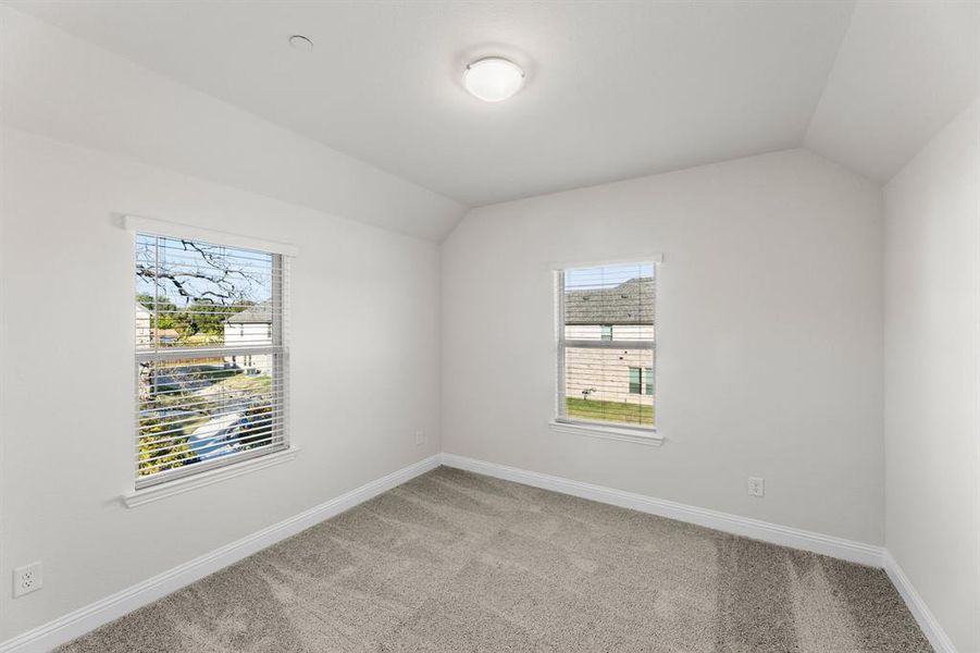 1963 Gentle Oak-Bedroom-2