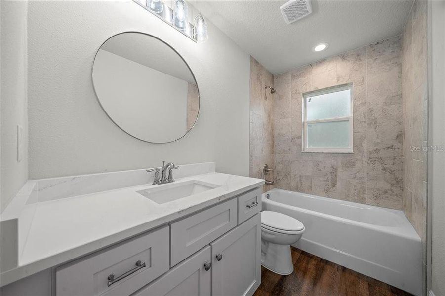 Furnished interior view inside a new home in , Ocklawaha (Image 7). Furnished interior view inside a new home in , Ocklawaha (Image 7).