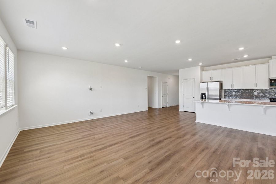 Spacious, unfurnished interior of a new home in , Monroe (Image 31).