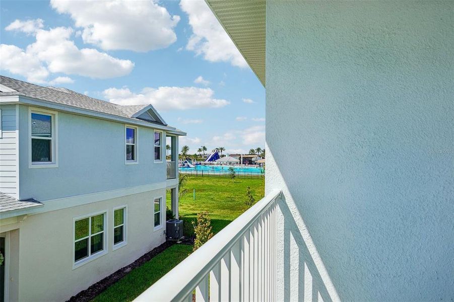 Exterior details and patio area of a home in Lagoon Residences at Epperson, Wesley Chapel (Image 3).