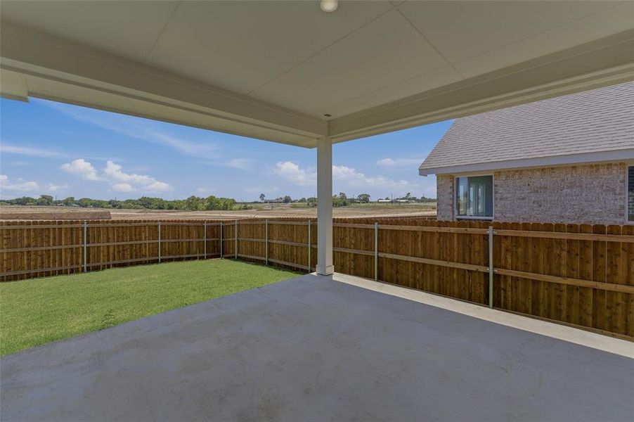 Covered patio with a concrete surface Covered patio with a concrete surface