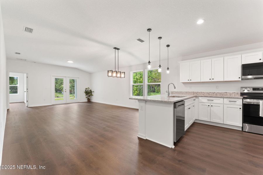 Furnished interior view inside a new home in , Green Cove Springs (Image 41).