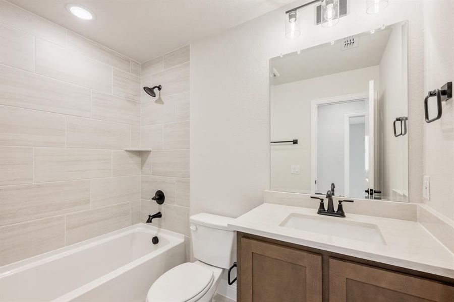 Furnished interior view inside a new home in Country Lakes Classic 50, Denton (Image 10).