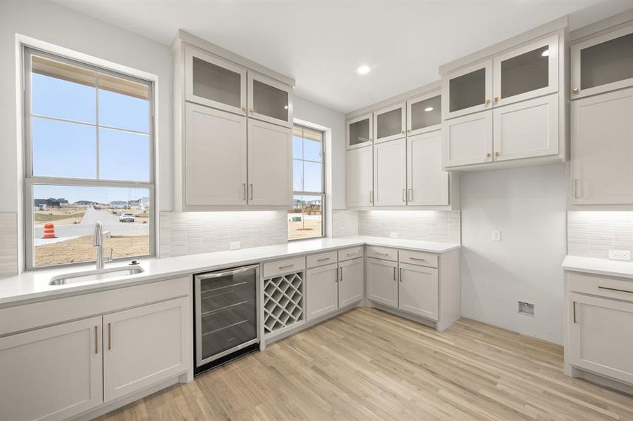 1849 Sutherland Crescent- Prep Kitchen-1