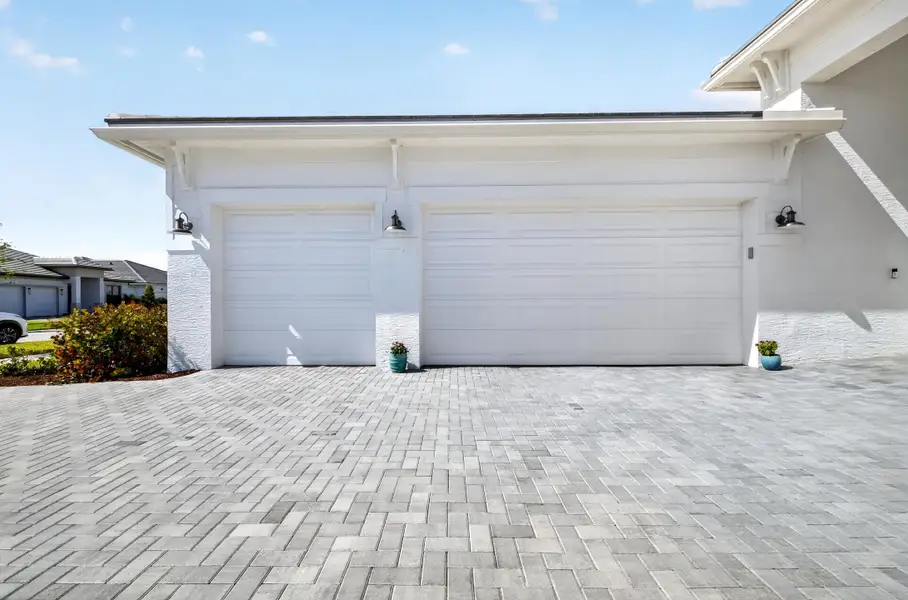 3 Full Sized Garage
