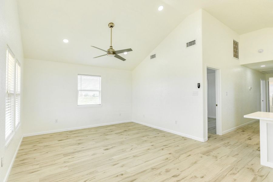 Spacious, unfurnished interior of a new home in , Surfside Beach (Image 22). Spacious, unfurnished interior of a new home in , Surfside Beach (Image 22).